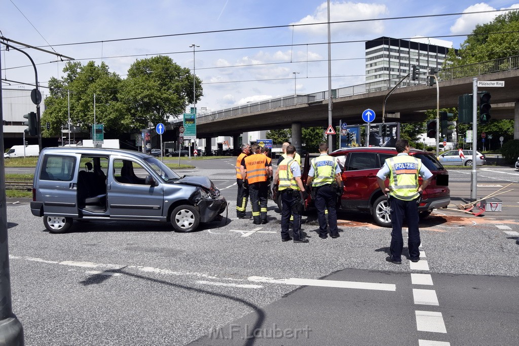 VU Koeln Deutz Mesekreisel P095.JPG - Miklos Laubert